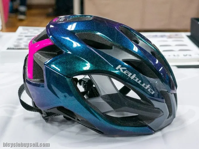 Kabuto Izanagi (S/M) Brand New !!!