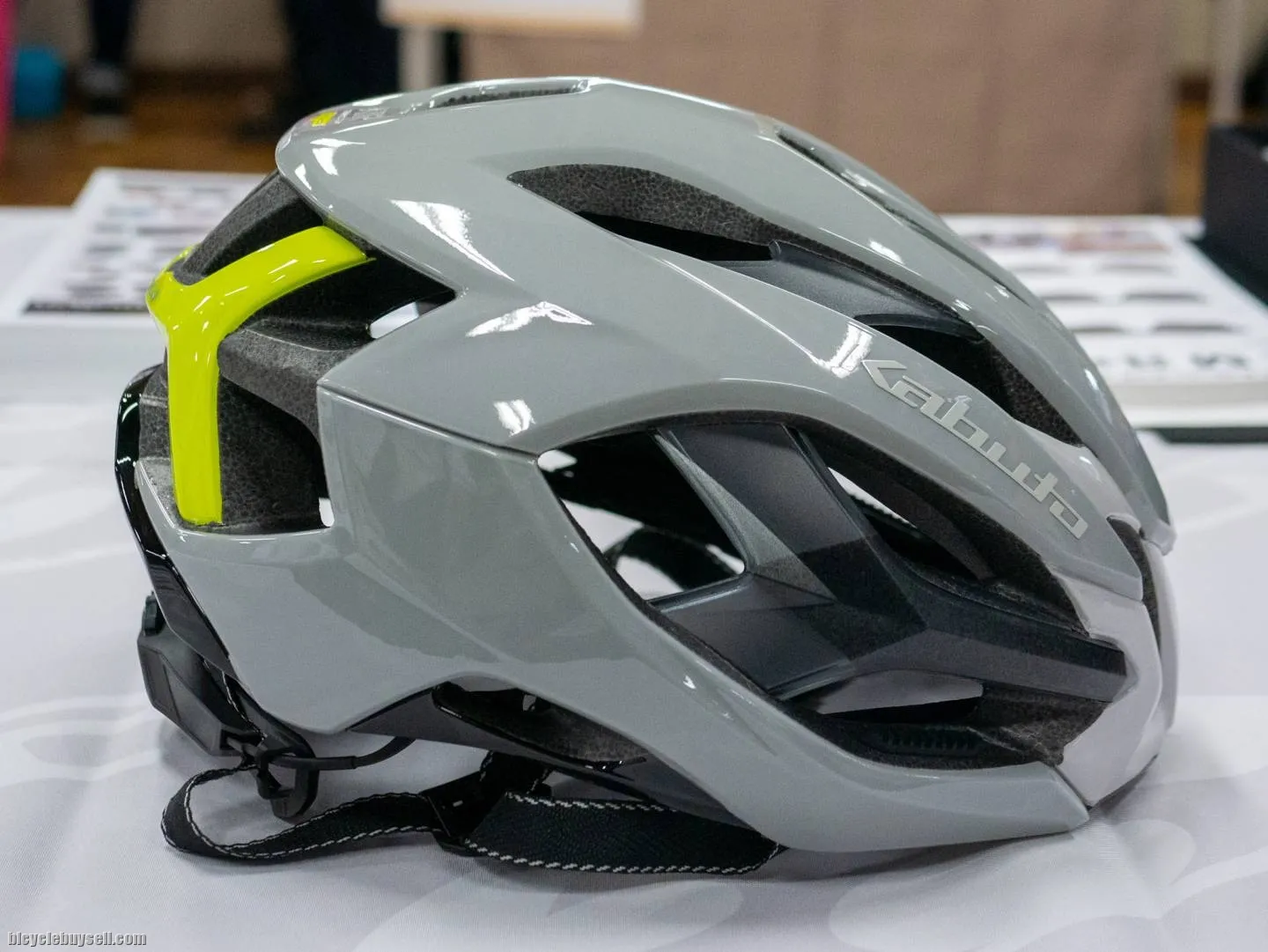 Kabuto Izanagi (S/M) Brand New !!!