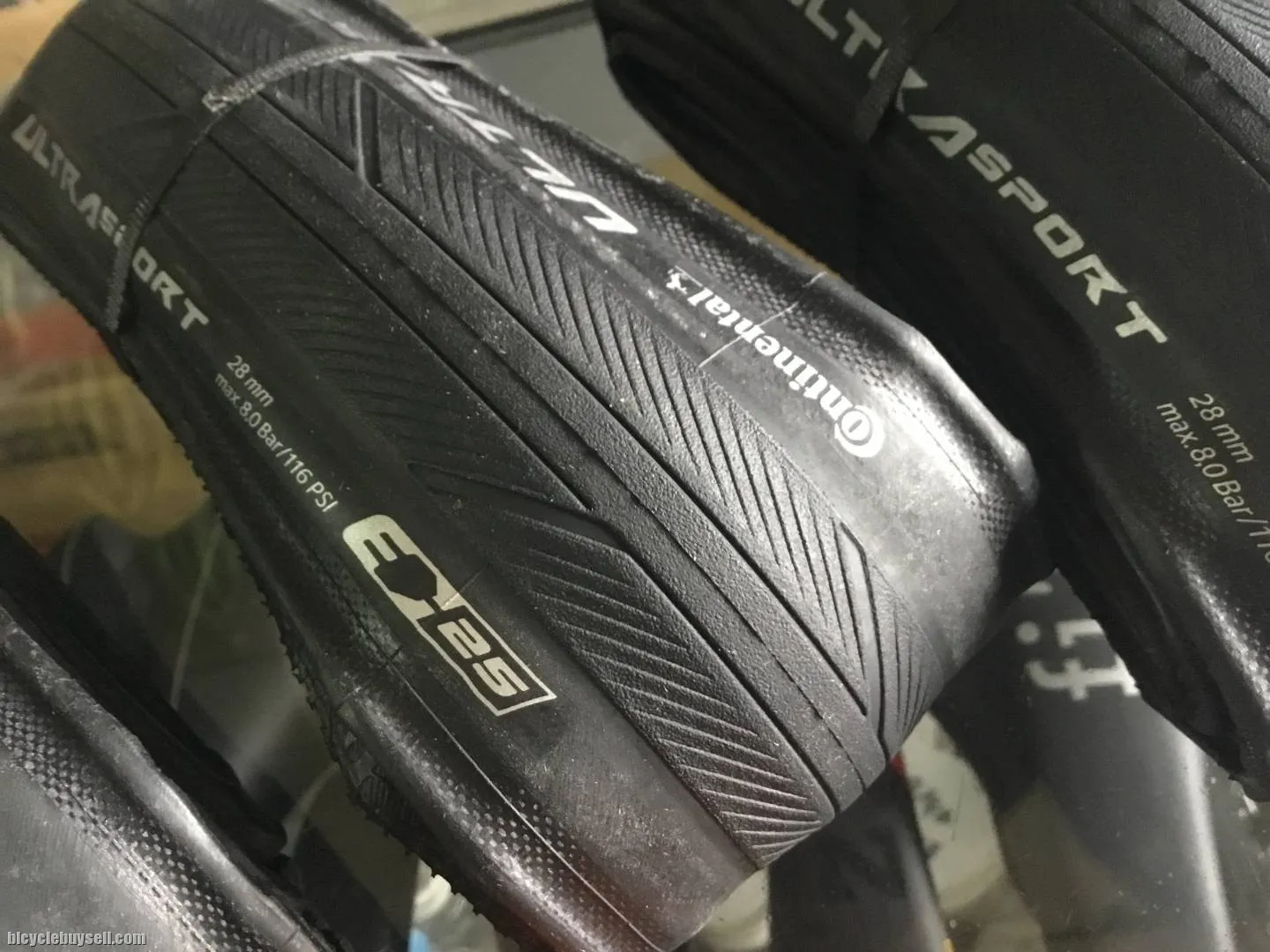 Continental Ultra Sport 3 Folding road Tires - 700c-28c/1Pair (free pos w.m)