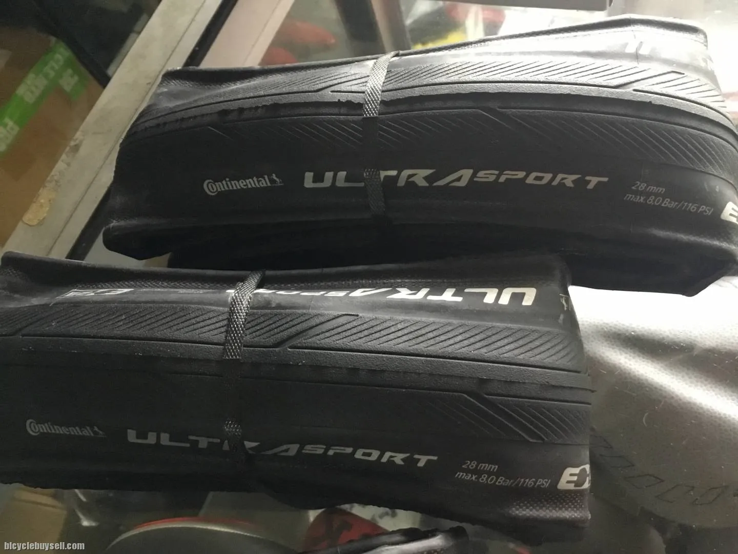 Continental Ultra Sport 3 Folding road Tires - 700c-28c/1Pair (free pos w.m)