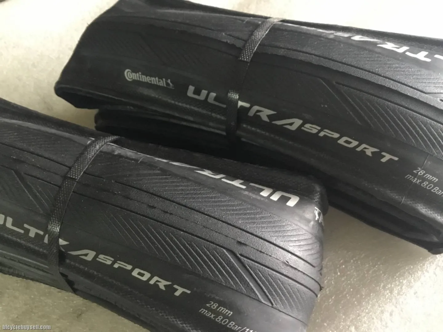 Continental Ultra Sport 3 700/28c | Folding Bead Road Tyre | 1Pair @ free pos