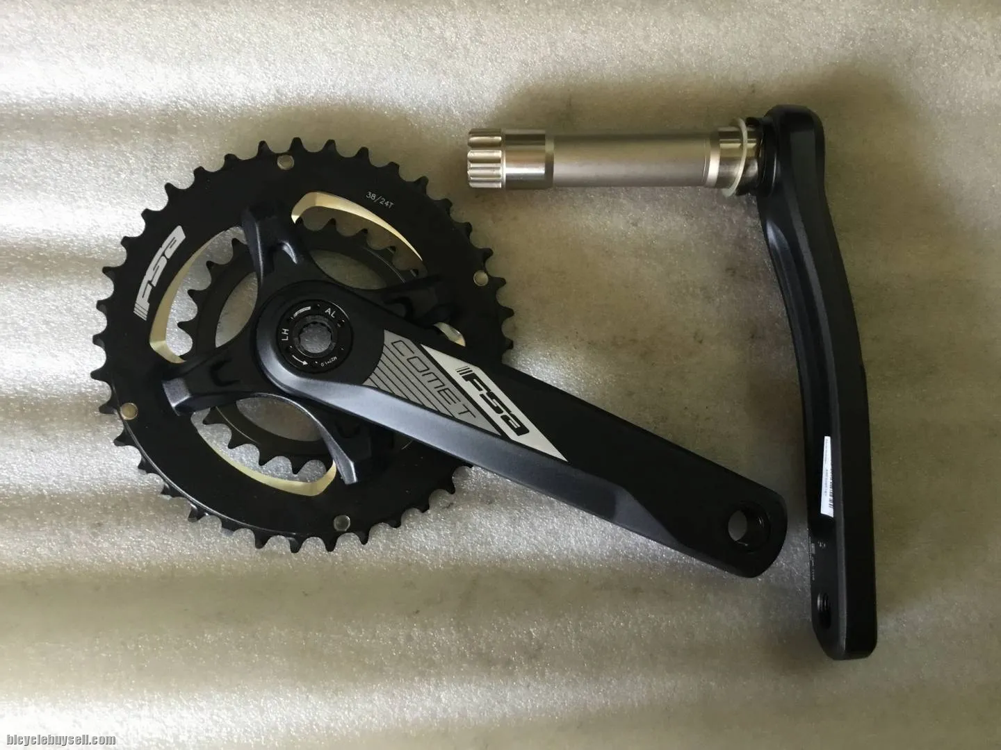 FSA Comet Modular Hollow Crankset 11s (38/24T) @ free pos