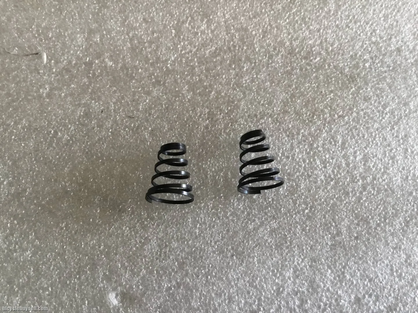 Hub Skewer Spring 1set - 2pcs @ free pos