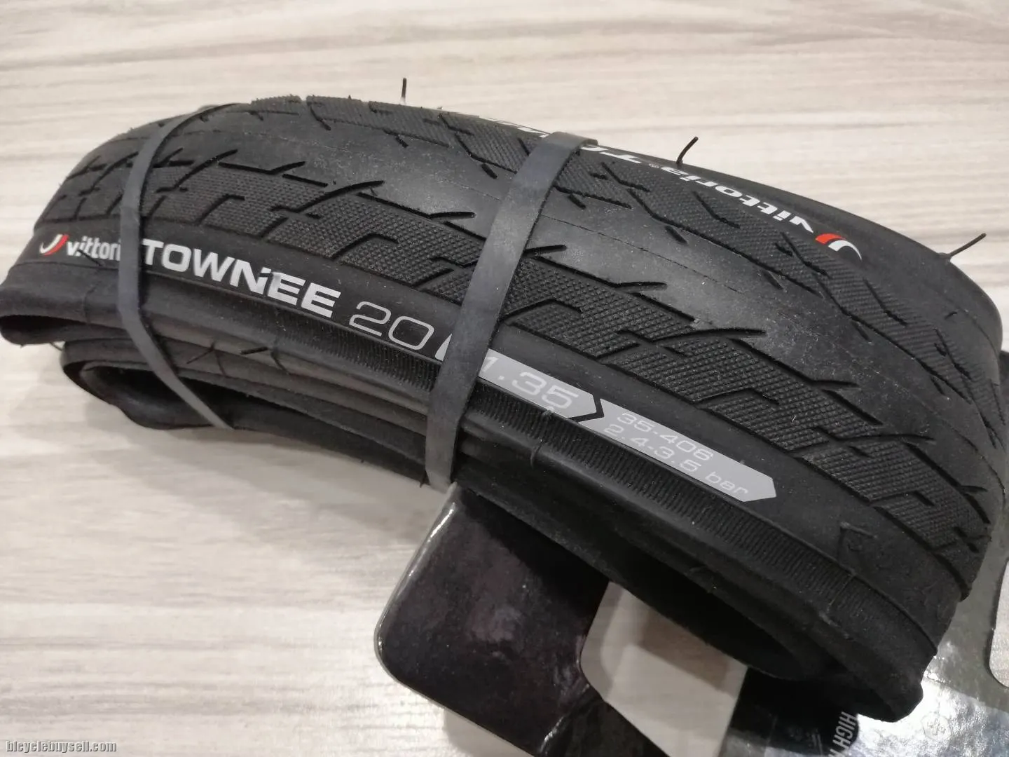 Vittoria Townee 20 x 1.35 406 Folding Foldy Tire