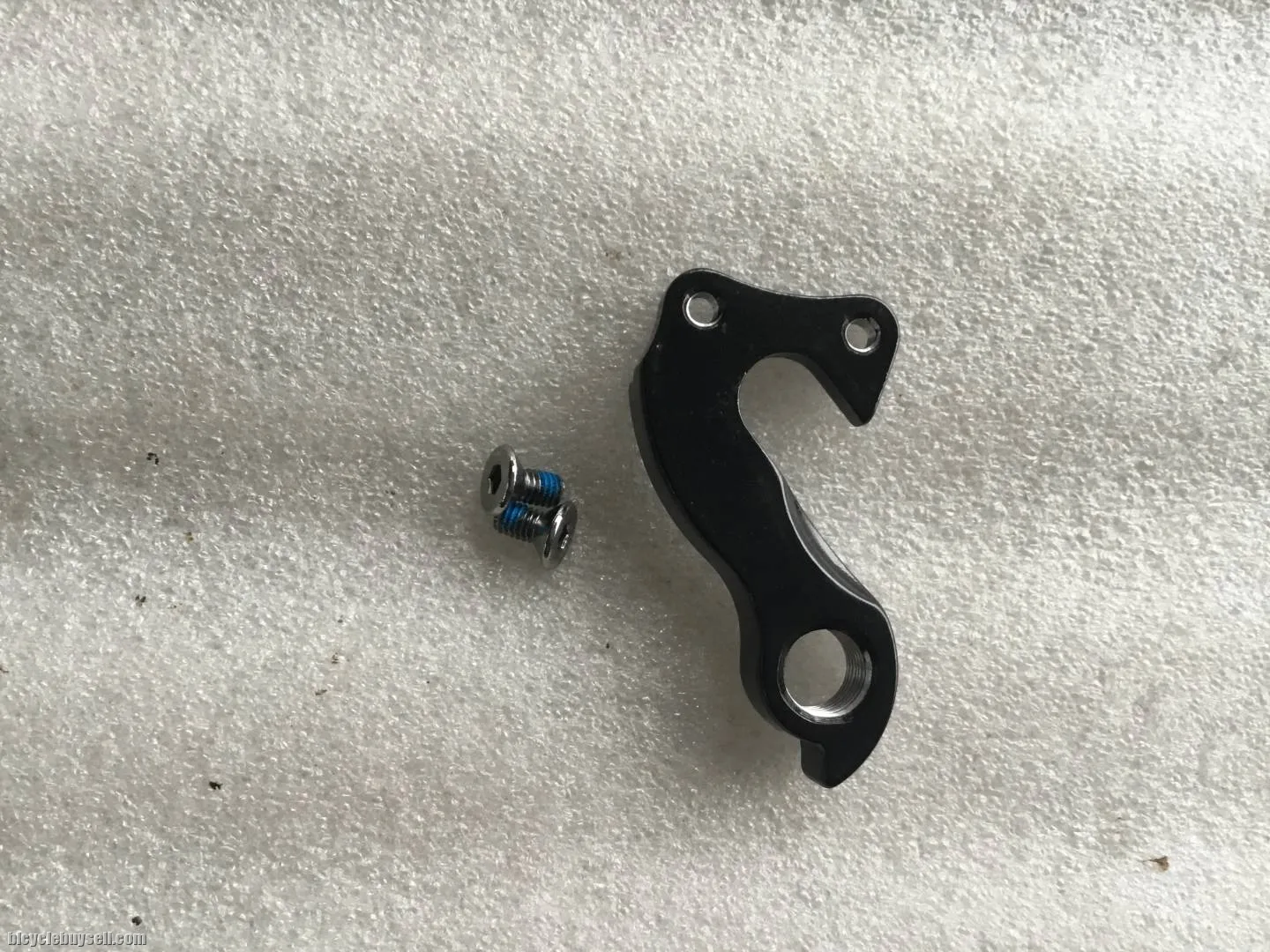Rear Deraileur Hanger  @ free pos
