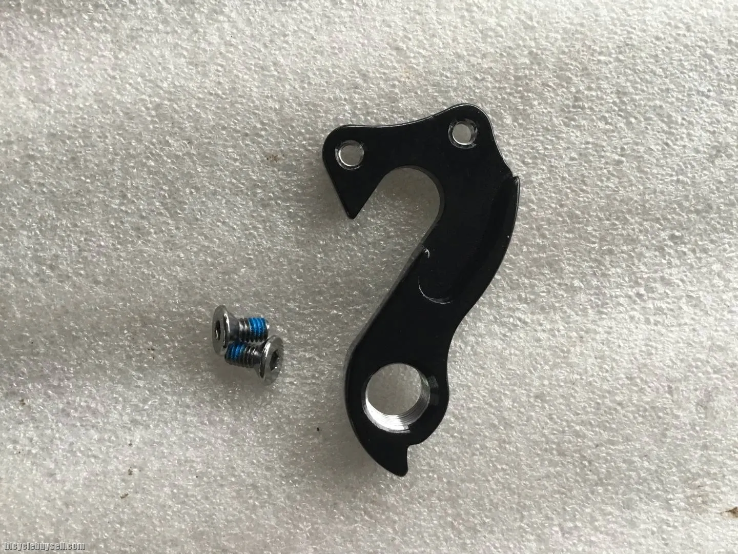 Rear Deraileur Hanger  @ free pos