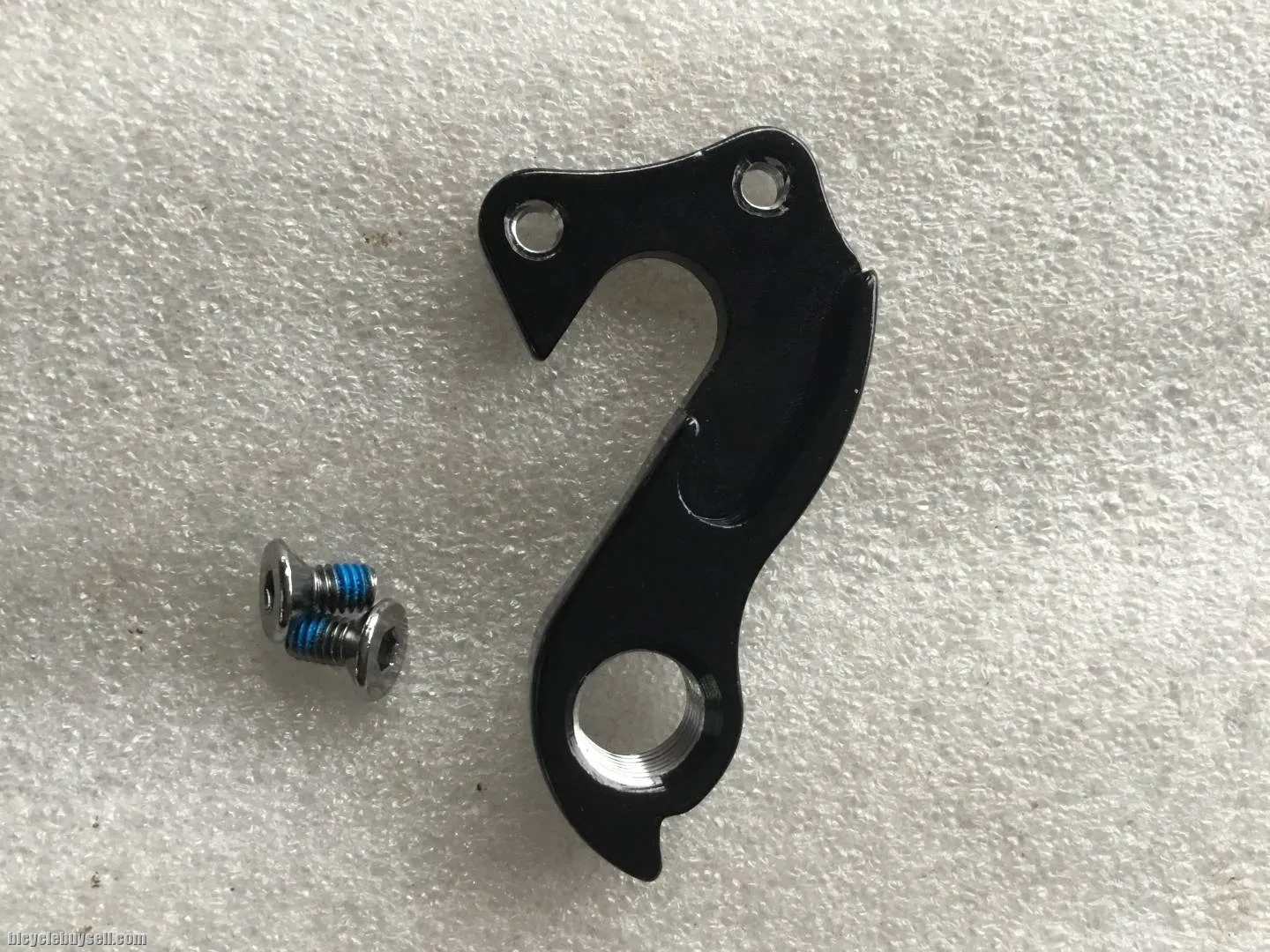 Rear Deraileur Hanger  @ free pos