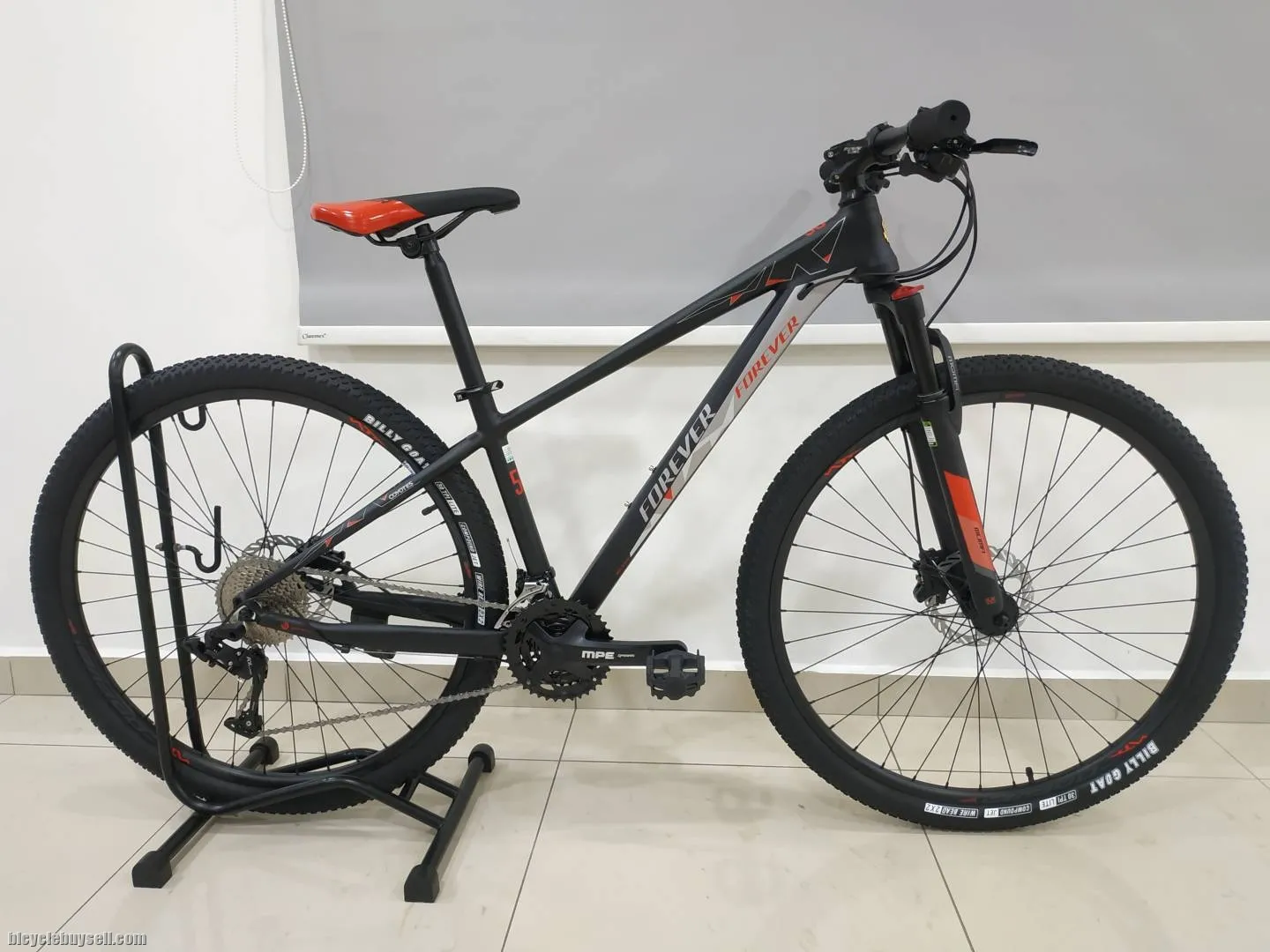 FOREVER 29er 3x11 speed 33s Mountain Bike MTB alloy NEW