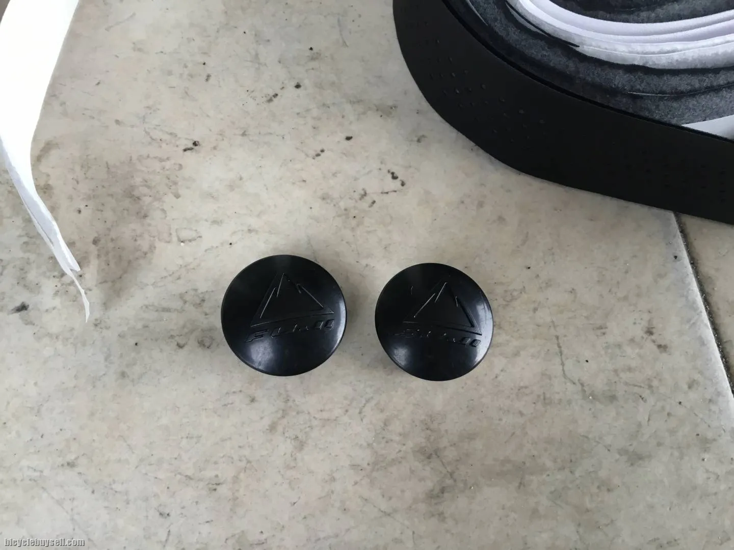 Velo 2Tone Color BarTape Black/White - free courier