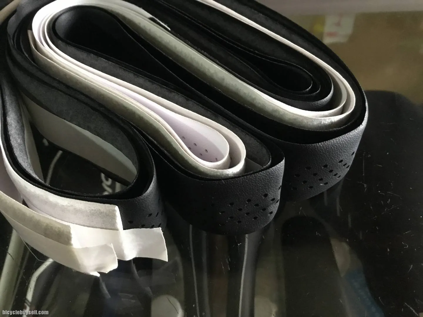 Velo Classic Dual Color Bar Tape (free pos w.m)