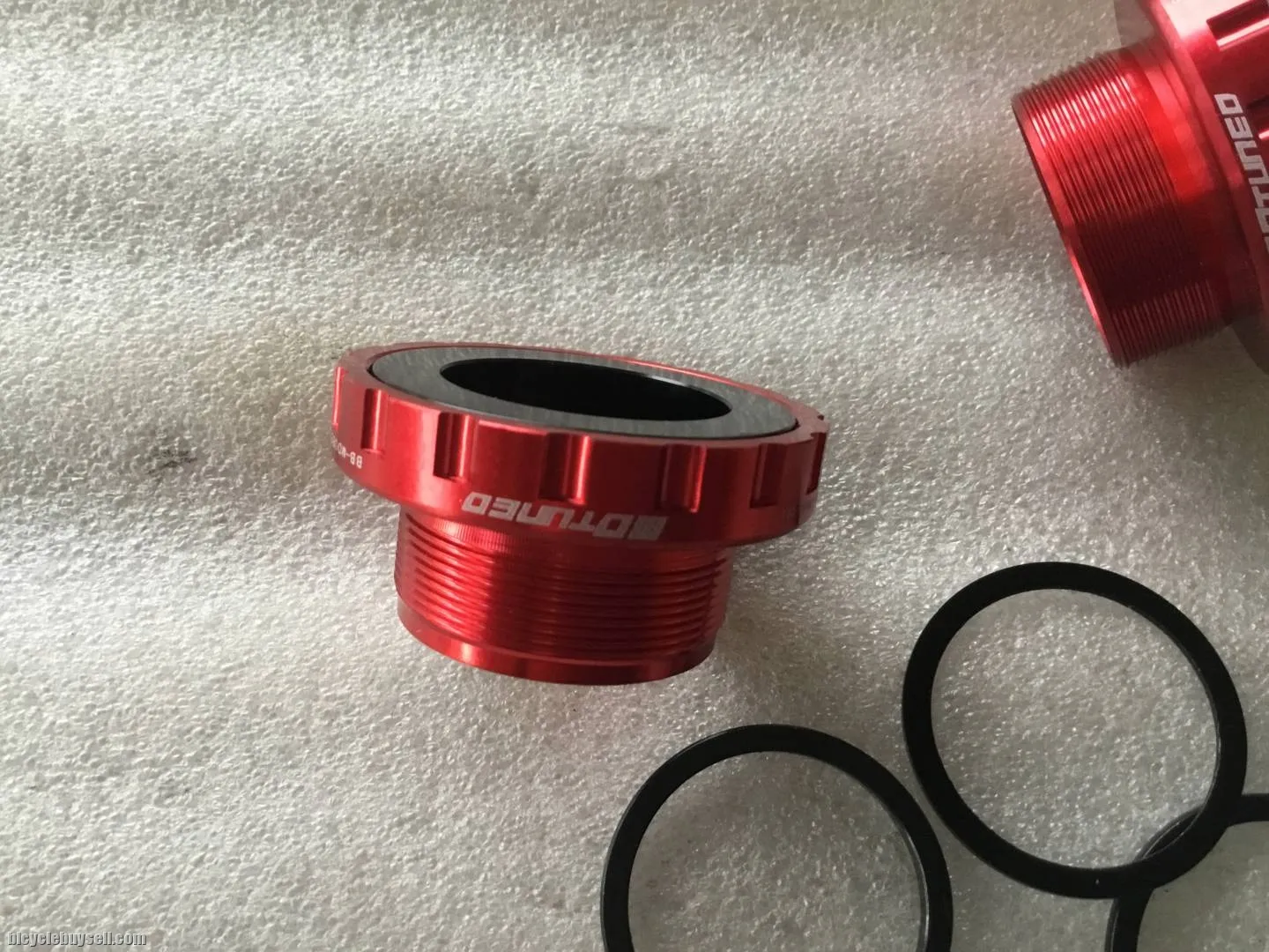 MD Tuned DUB Thread Ceramic BB @ free pos