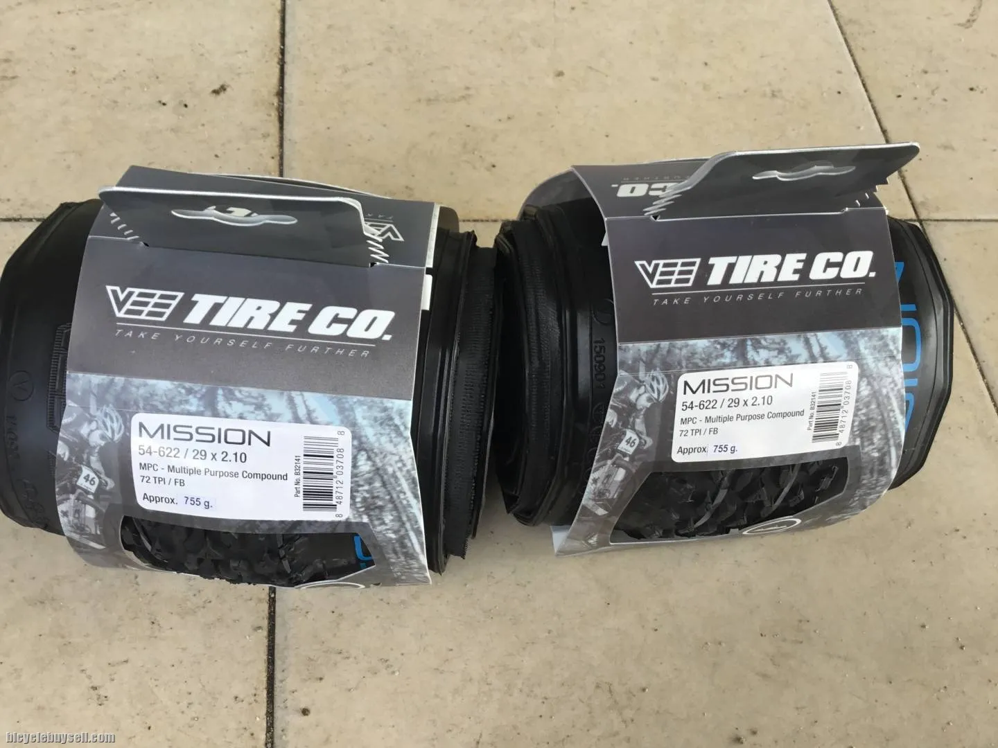 Vee Tires.Co Mission 29erx2.1 Tubeless - 1set -- free courier