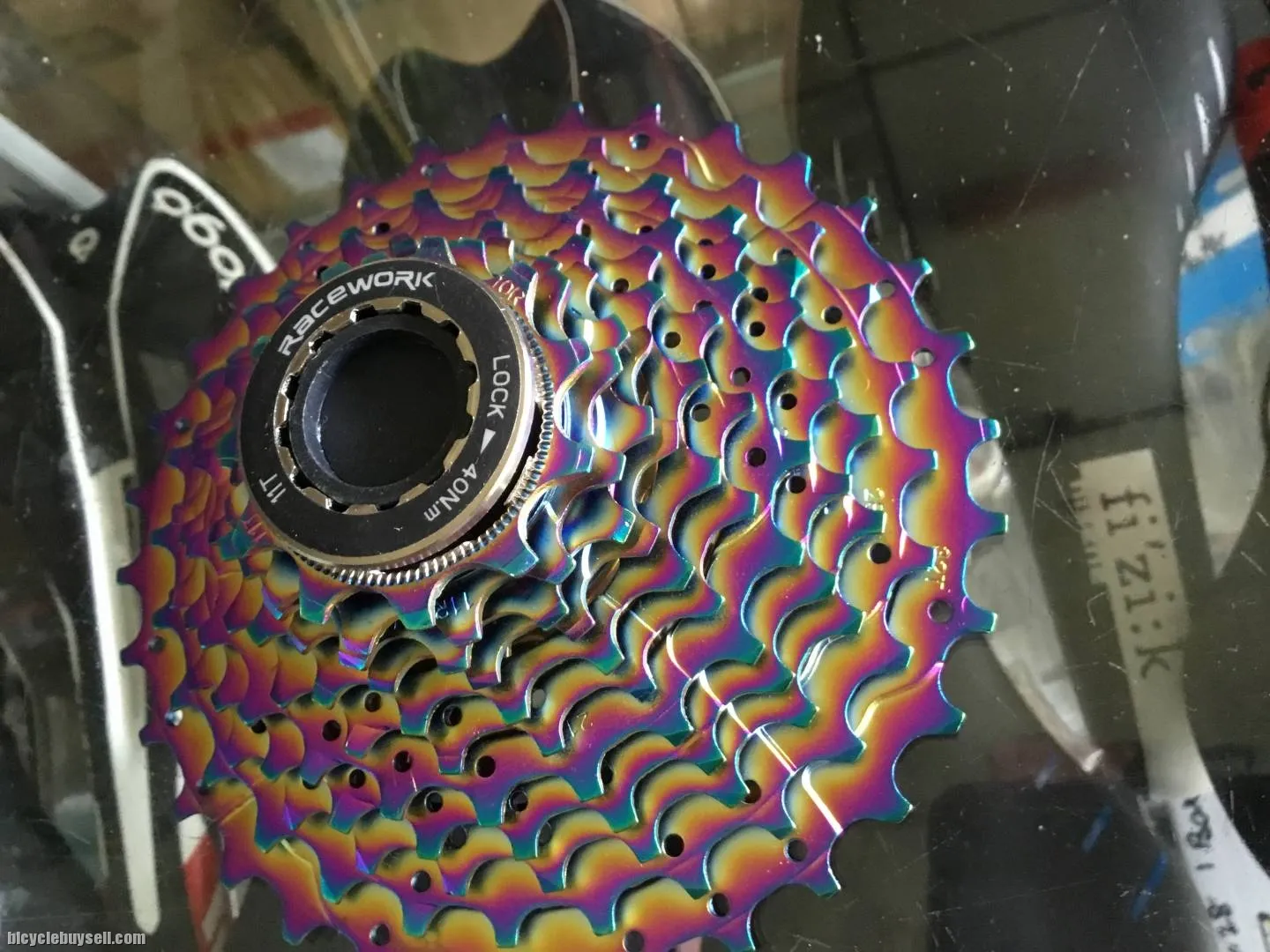 RaceWork Titanium Rainbow Caset 11s/32T (free pos w.m)