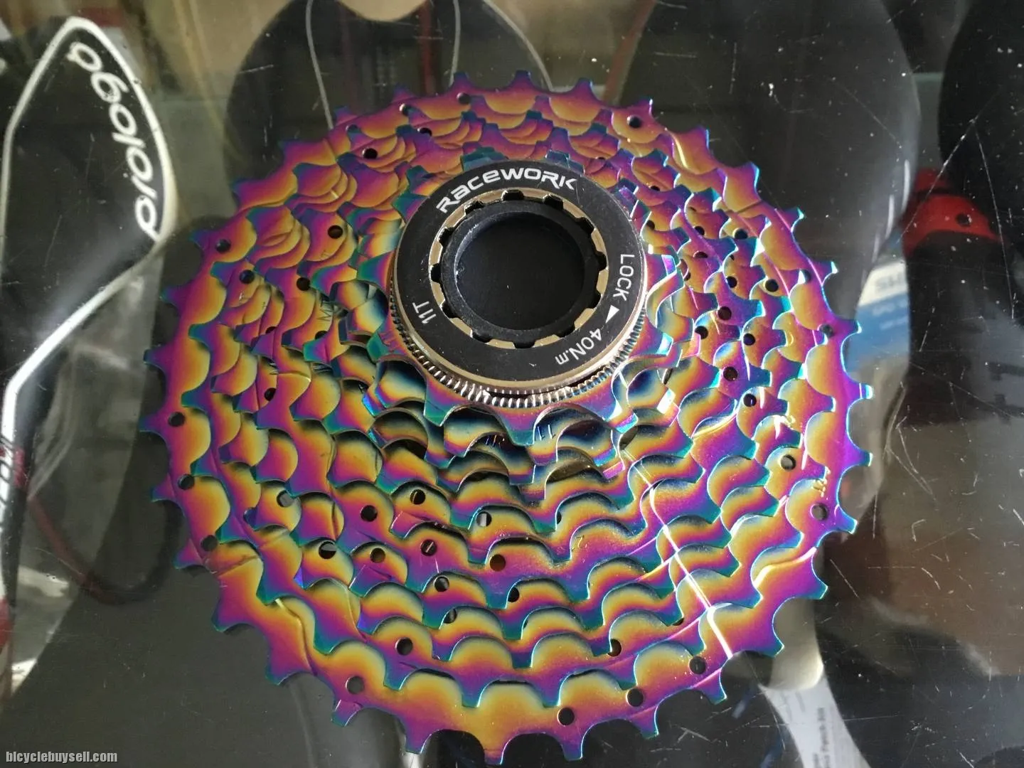 RaceWork Titanium Rainbow Caset 11s/32T (free pos w.m)