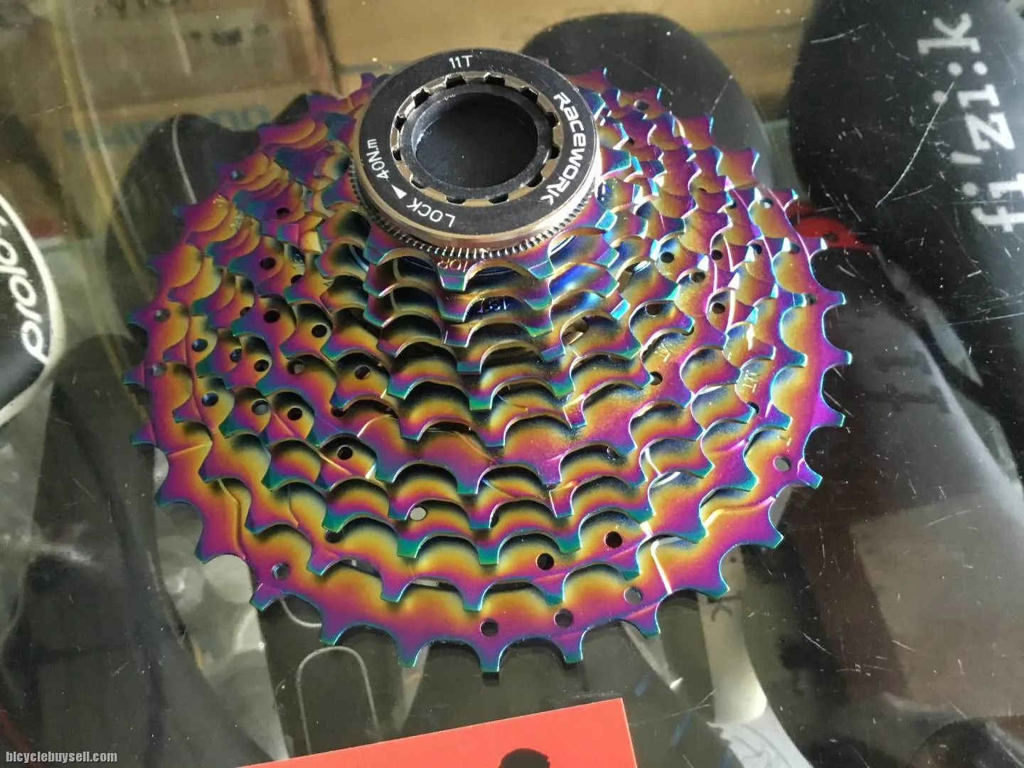 RaceWork Titanium Rainbow Caset 11s/32T (free pos w.m)