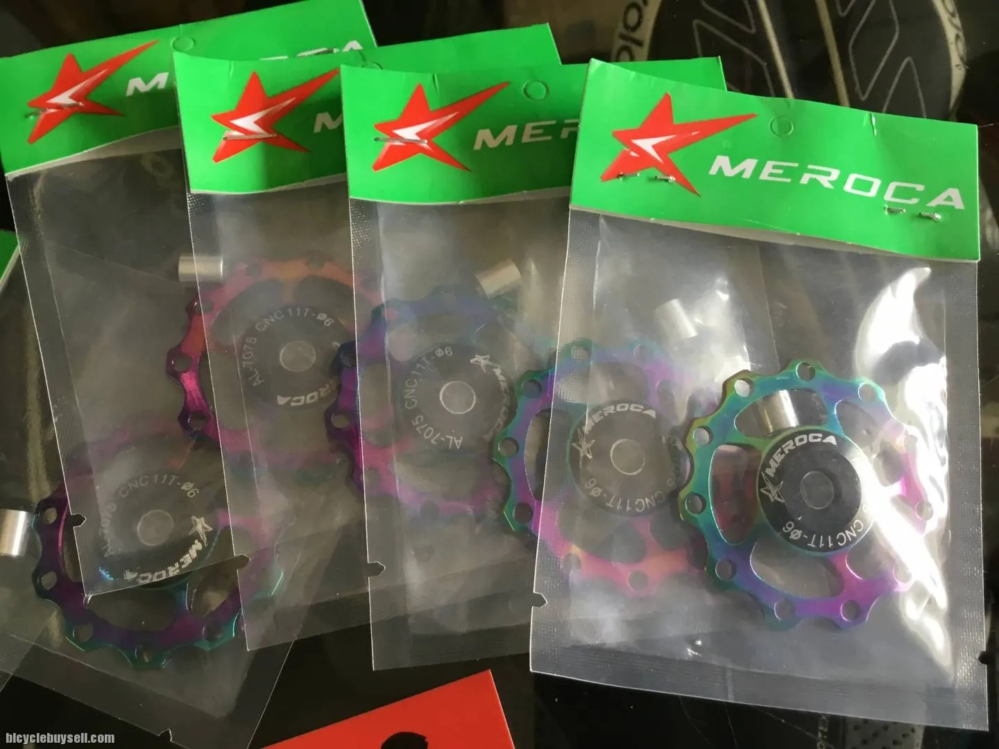 Meroca Titanium Rainbow Pulley 11T / 1pcs (free pos w.m)