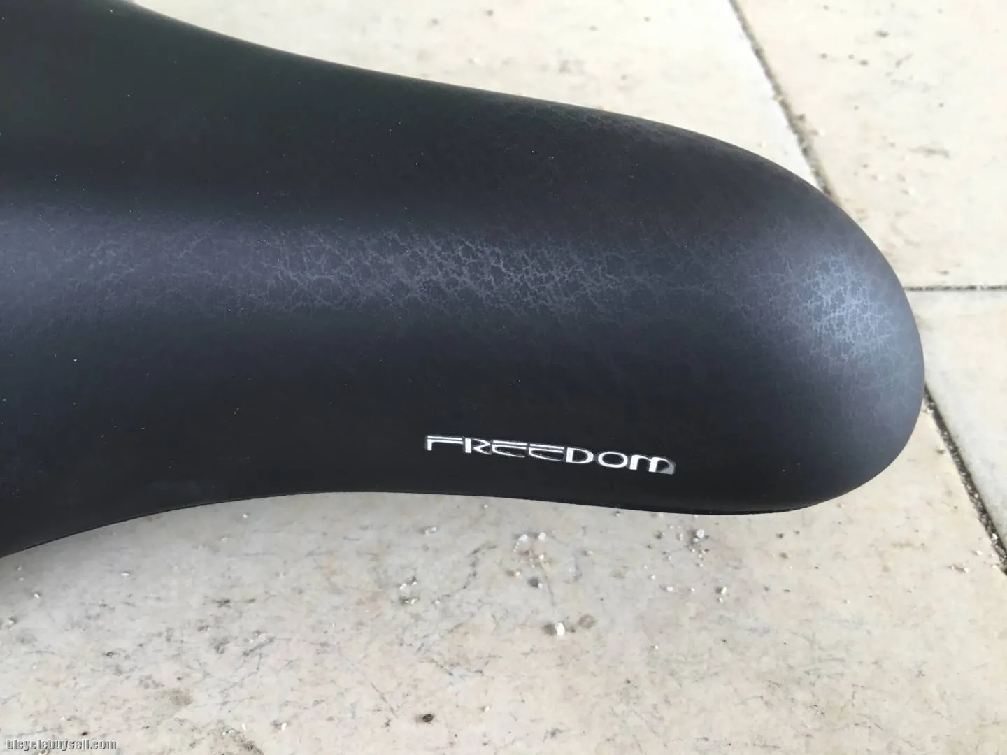 Selle Royal Gel FreeWay Comfortable Saddles - free courier
