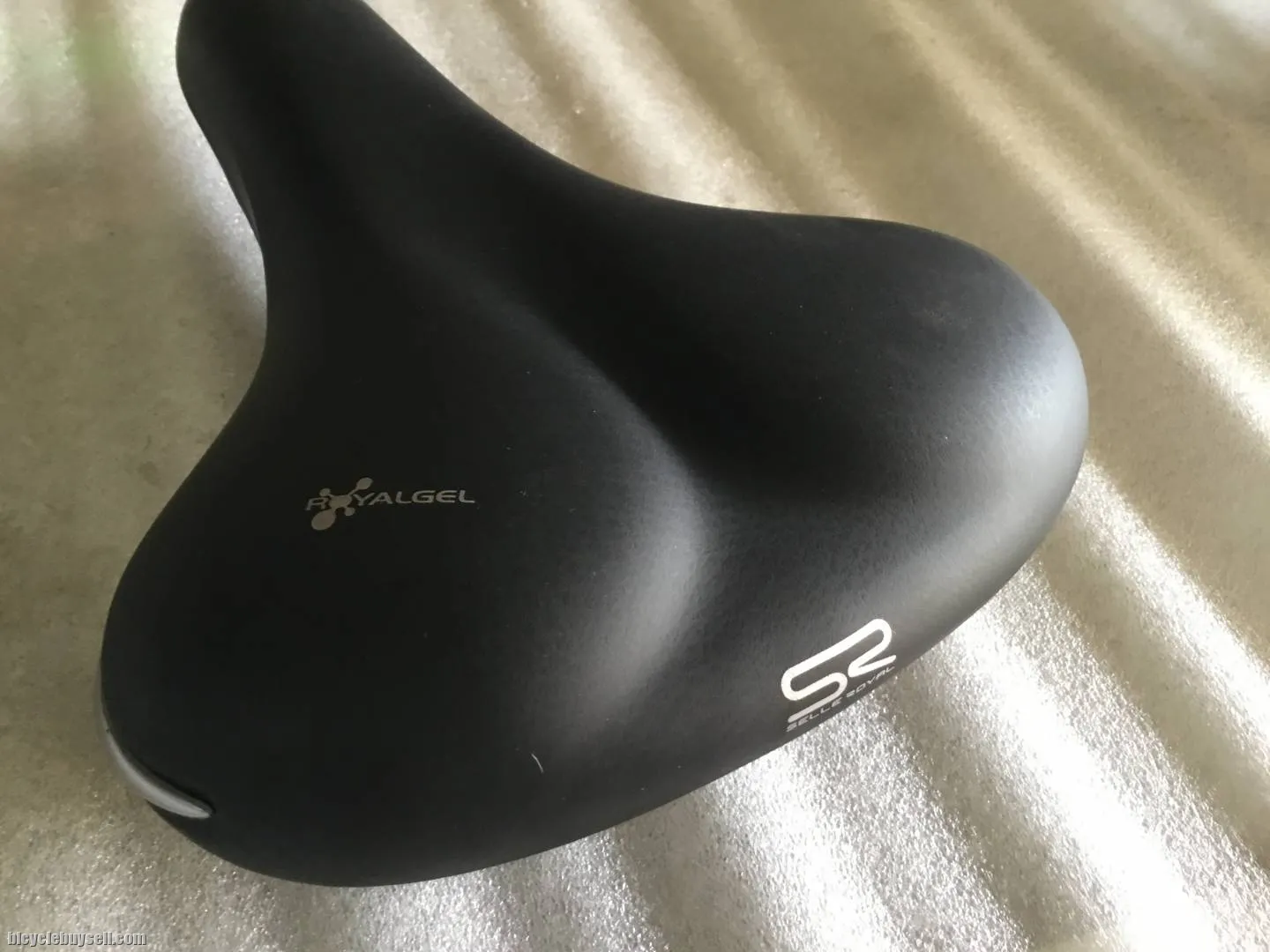 Selle Royal Freedom Comfort Saddles @ free pos