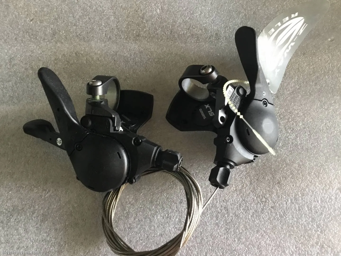 Shimano SLX M660 Trigger Shifter 3/9speed  @ free pos