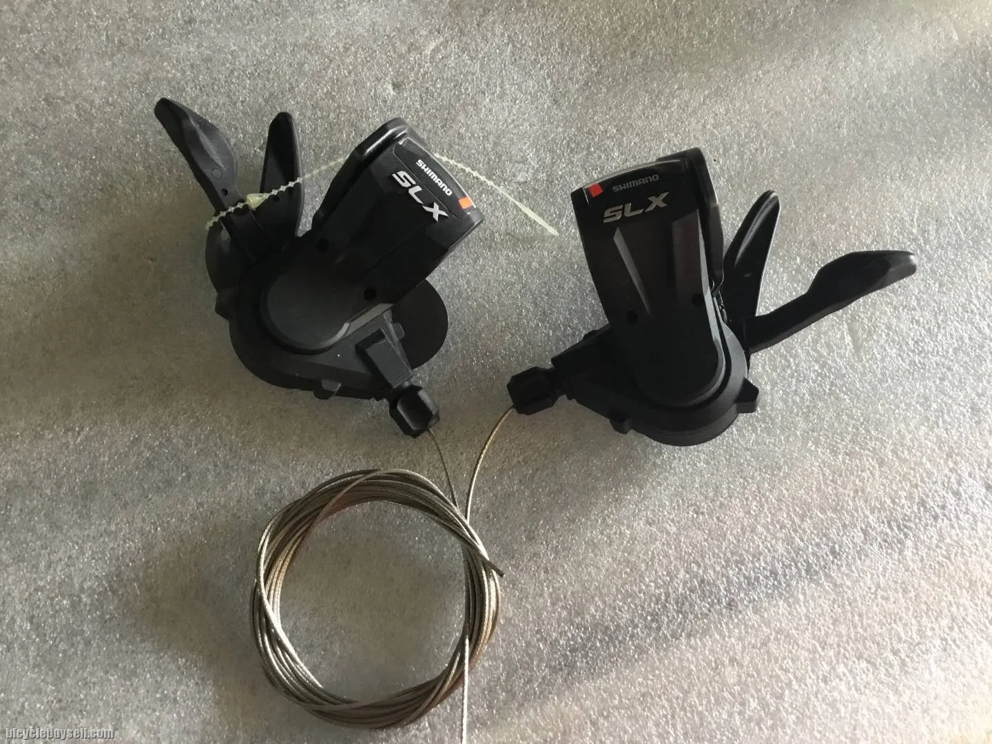 Shimano SLX M660 Trigger Shifter 3/9speed  @ free pos