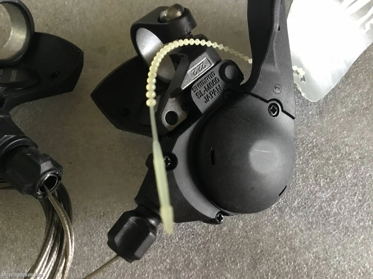 Shimano SLX M660 Trigger Shifter 3/9speed  @ free pos