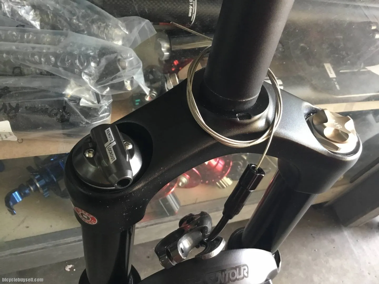 Epixon Air Fork 27.5er /Remote Lockout (free pos w.m)