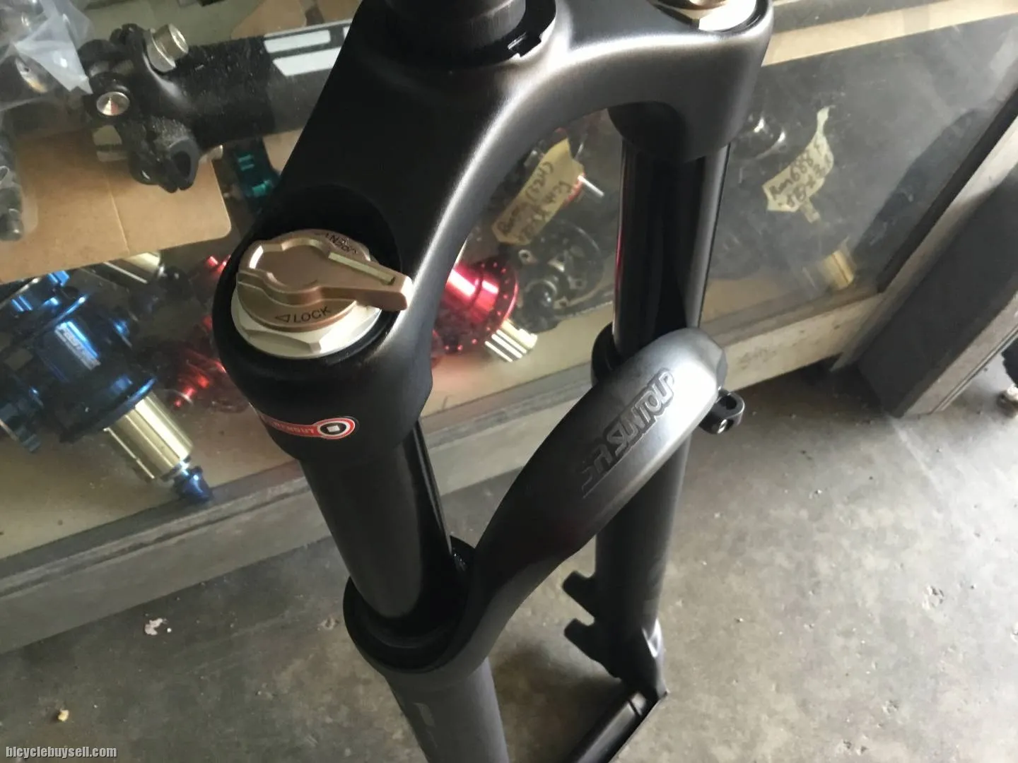 Epixon Air Fork 27.5er /Manual Lockout (free pos w.m)