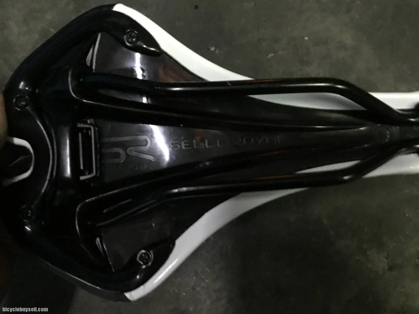 Selle Royal Seta Performance Saddles -- free courier
