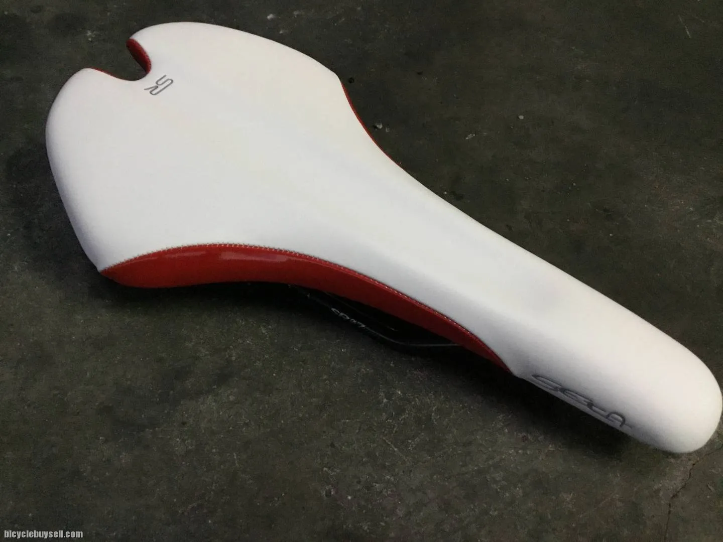 Selle Royal Seta Performance Saddles -- free courier