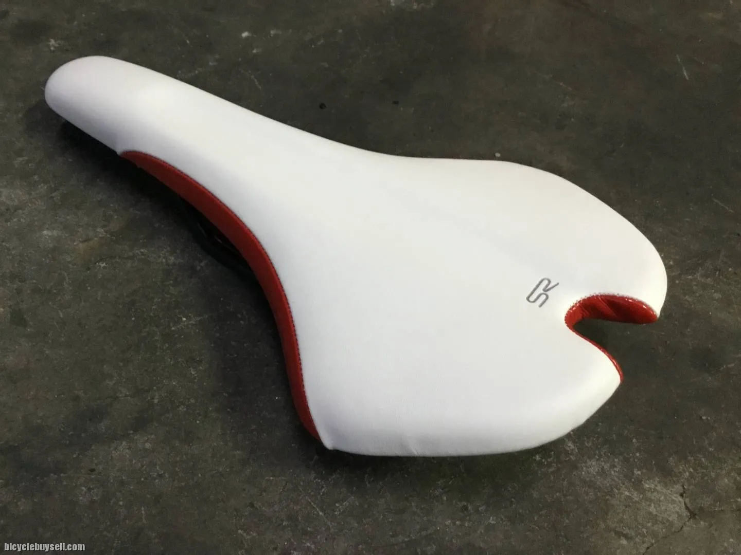 Selle Royal Seta Performance Saddles -- free courier