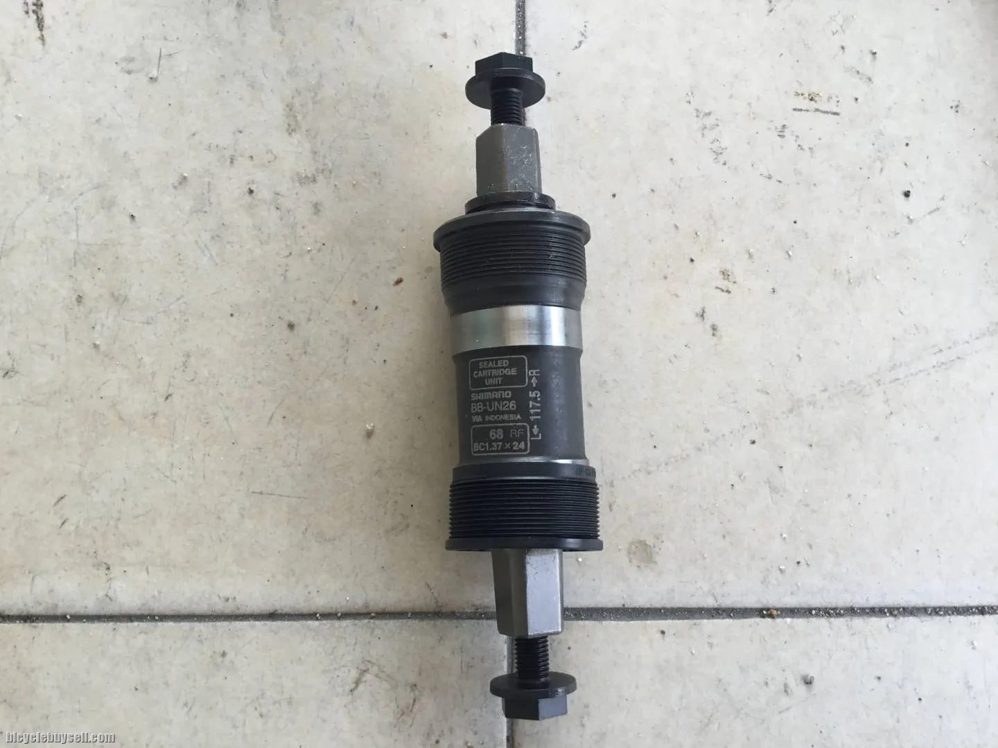 Shimano UN26 BSA BB - 117.5mm - free courier