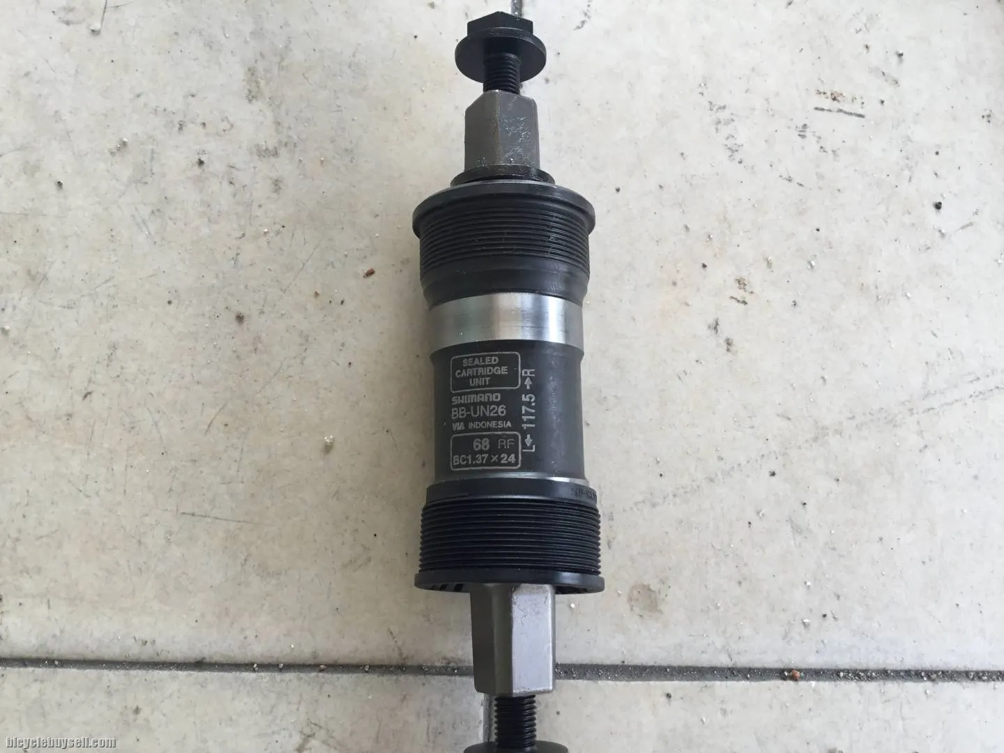Shimano UN26 BSA BB - 117.5mm - free courier