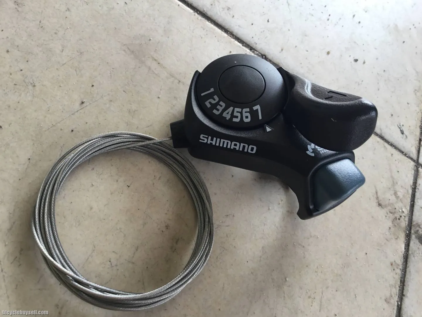Shimano Tourney Right Thumb Shifter 7s - free courier