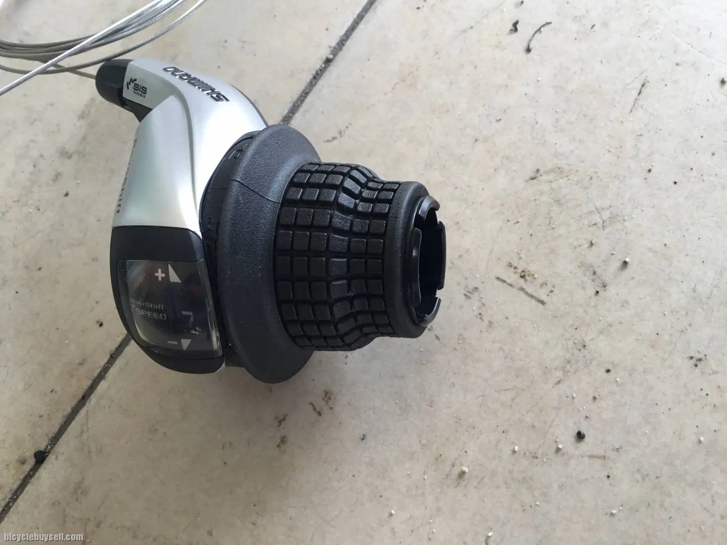 Shimano Tourney Right Revo Shift 7s - free courier