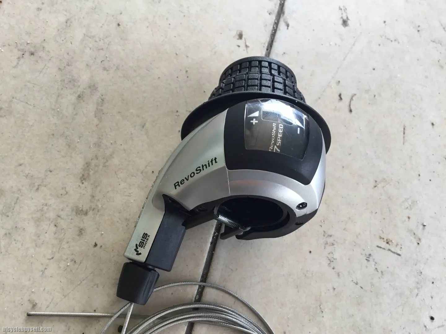 Shimano Tourney Right Revo Shift 7s - free courier
