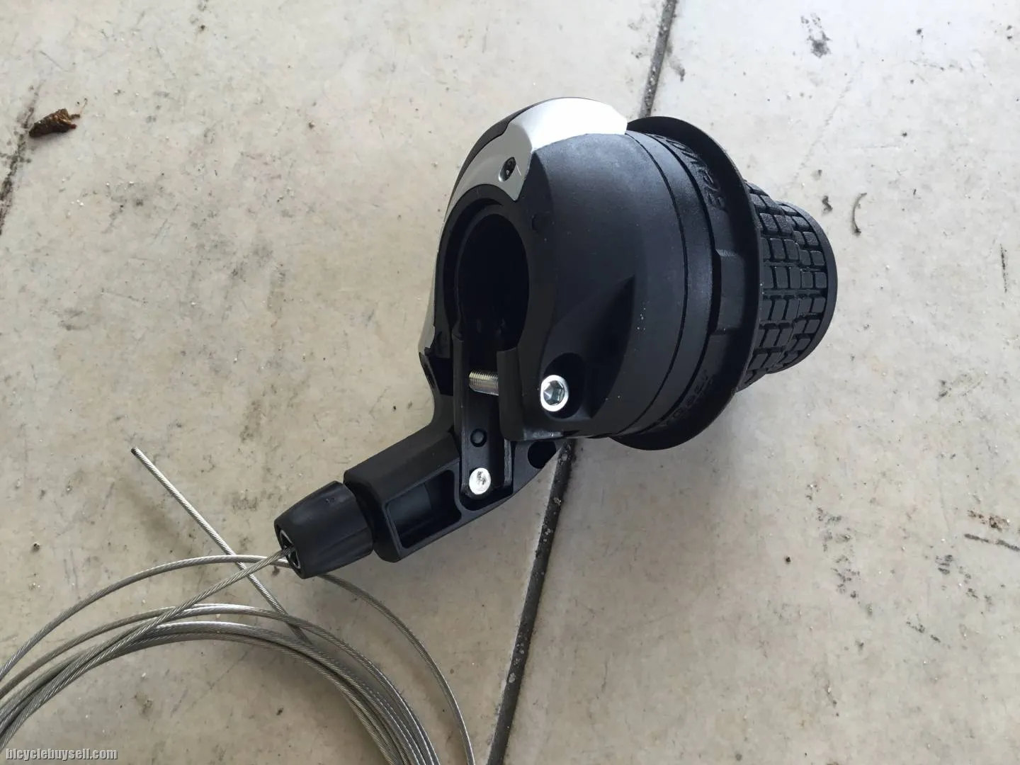 Shimano Tourney Right Revo Shift 7s - free courier