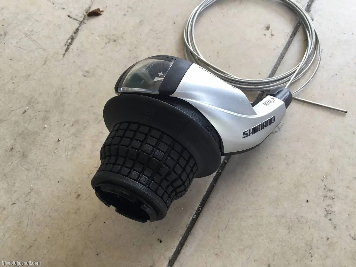 Shimano Tourney Right Revo Shift 7s - free courier