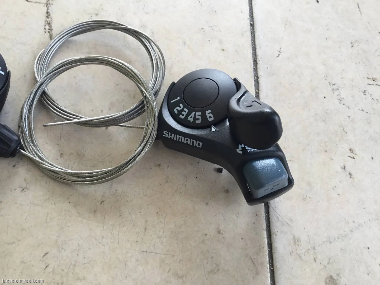Shimano Tourney Thumb ShifterSet 2/3x6speed - free courier