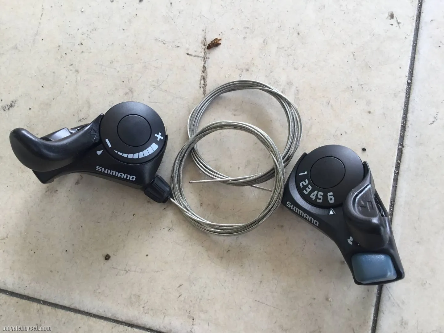 Shimano Tourney Thumb ShifterSet 2/3x6speed - free courier