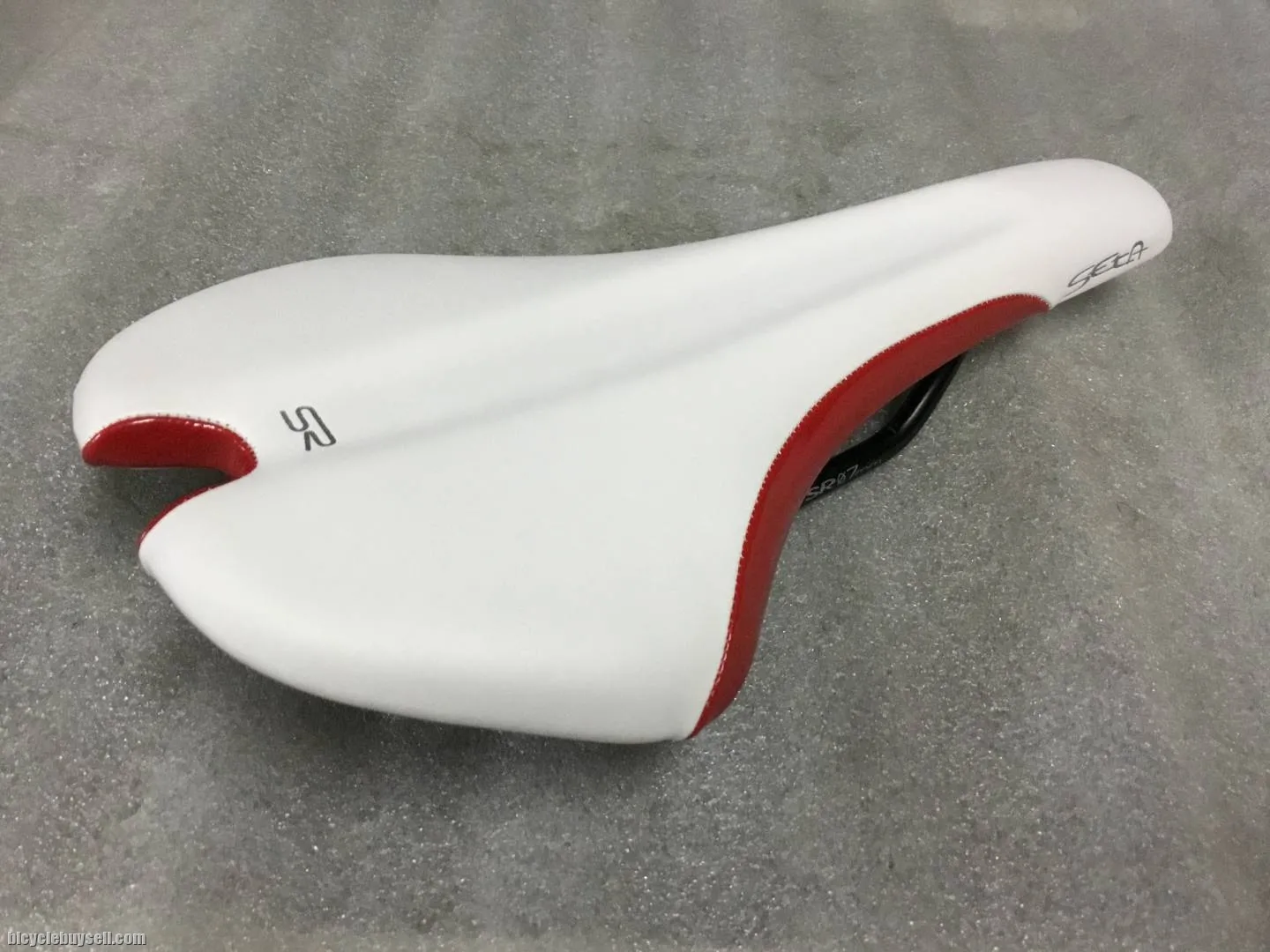 Selle Royal Seta Aero Dynamic @ free pos