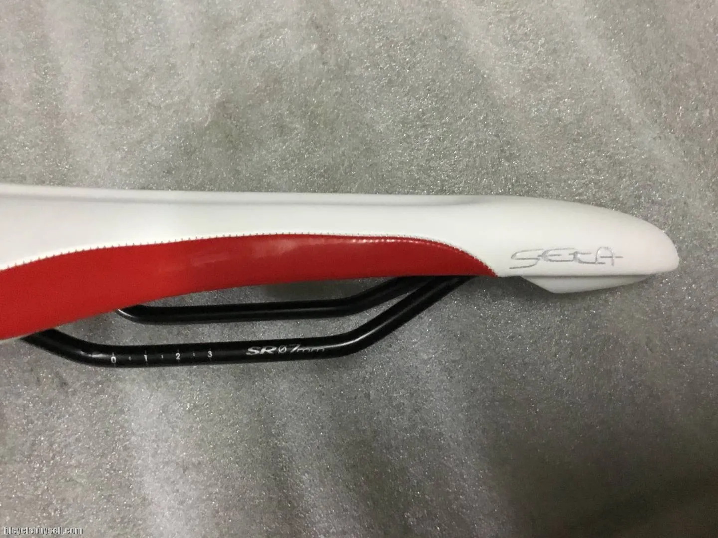 Selle Royal Seta Aero Dynamic @ free pos