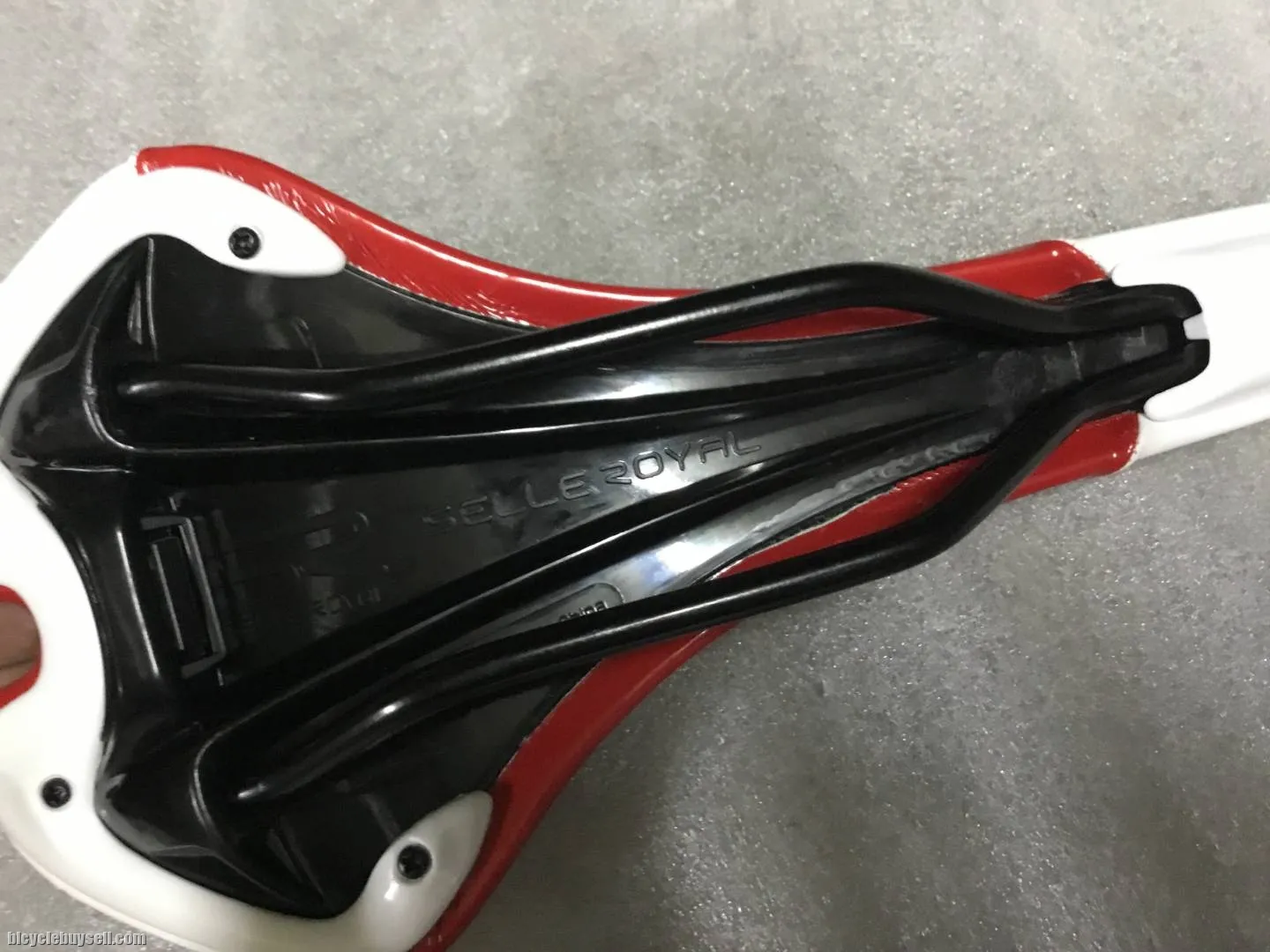 Selle Royal Seta Aero Dynamic @ free pos