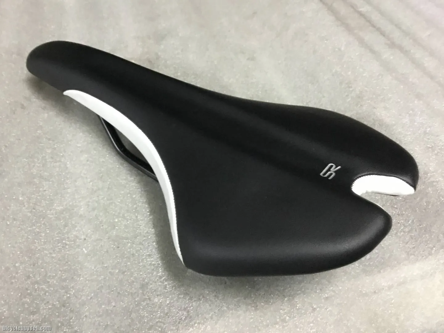 Selle Royal Seta Aero Dynamic @ free pos