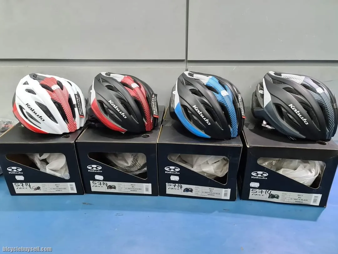 Kabuto Rect  S/M Brand New !!