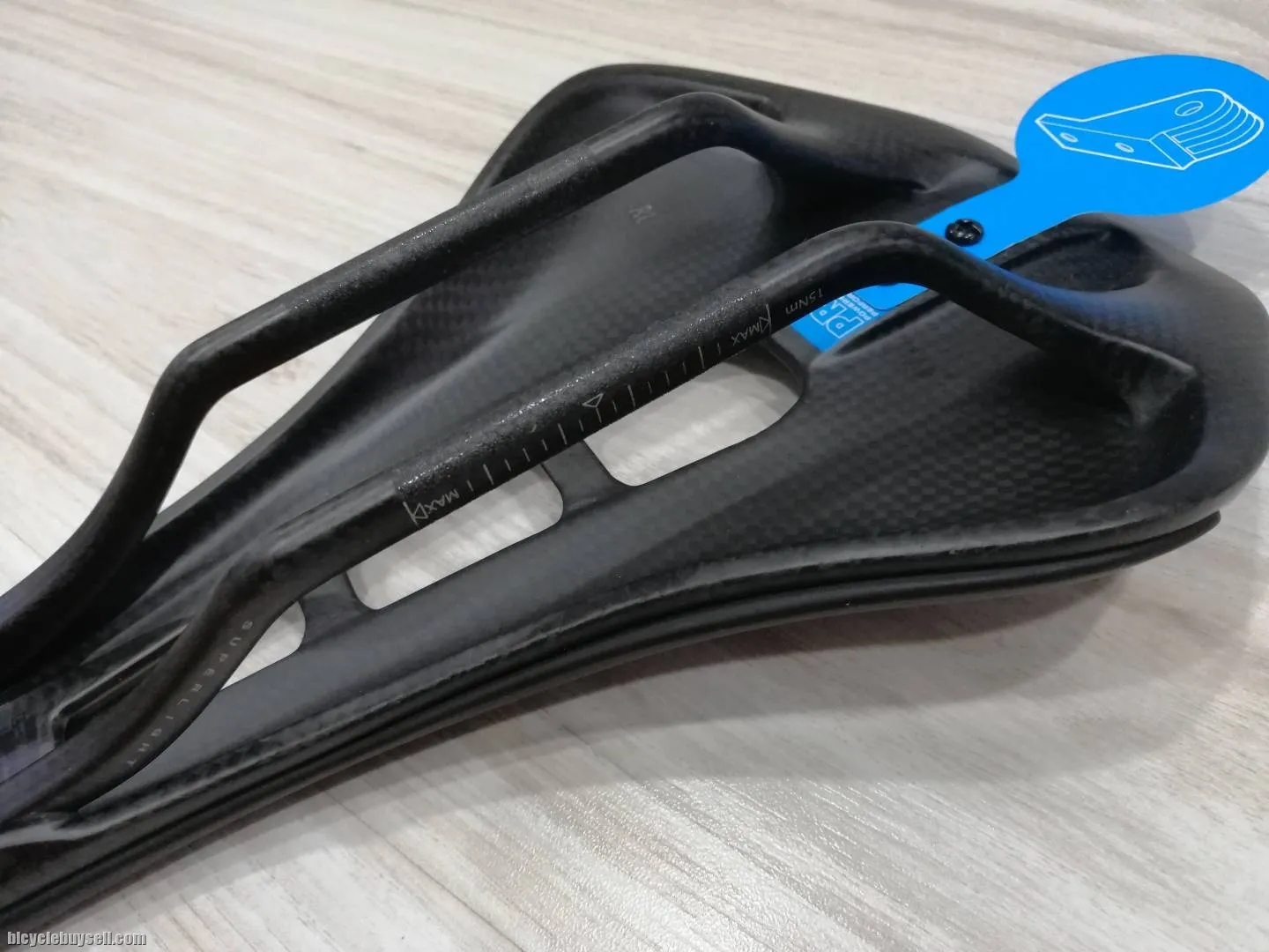 Pro Stealth Superlight Saddle 142mm