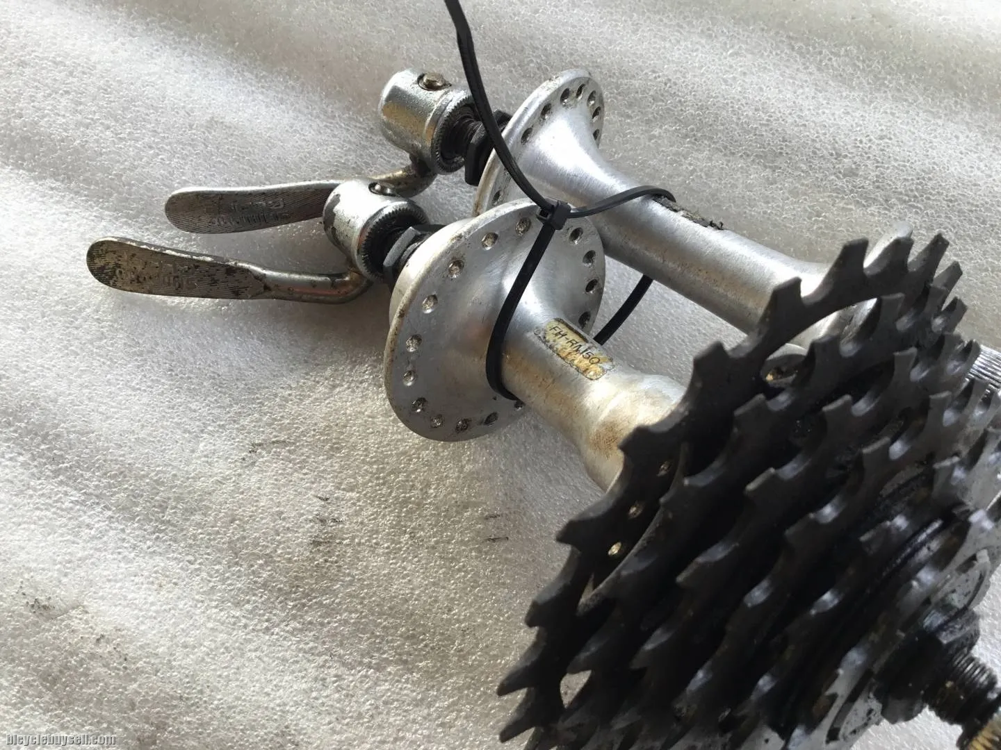 Shimano RM50 HubSet With Caset 6speed | Vintage @ free pos