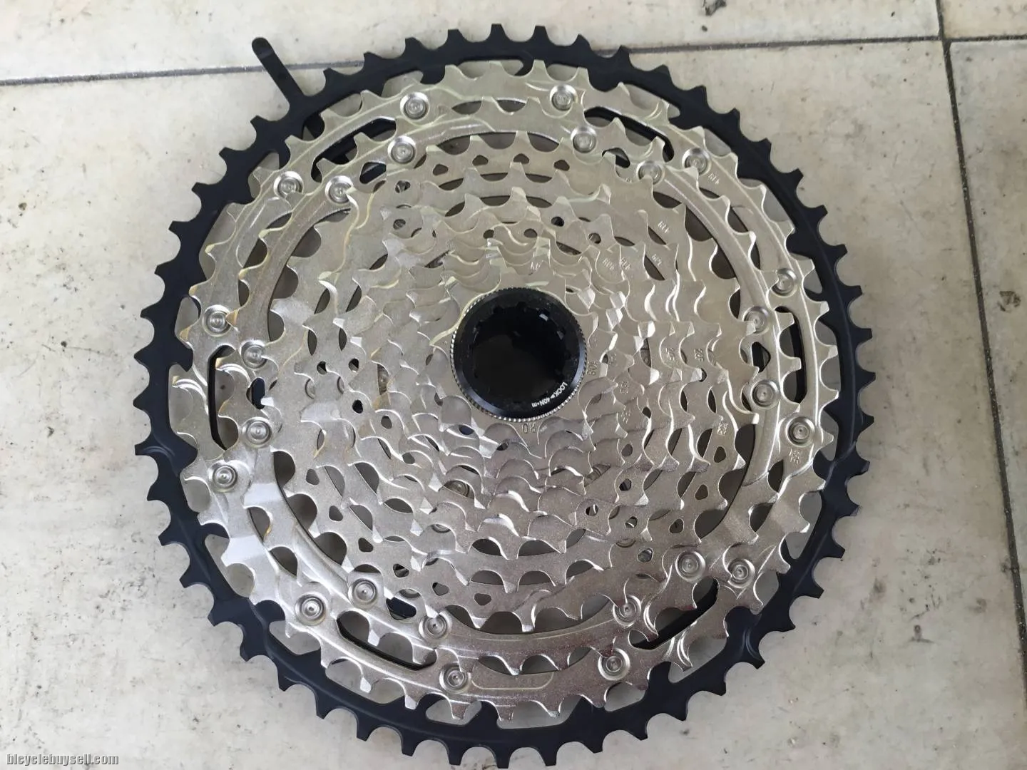 Shimano SLX M7100 MS Caset 10-51T 12speed -- free courier