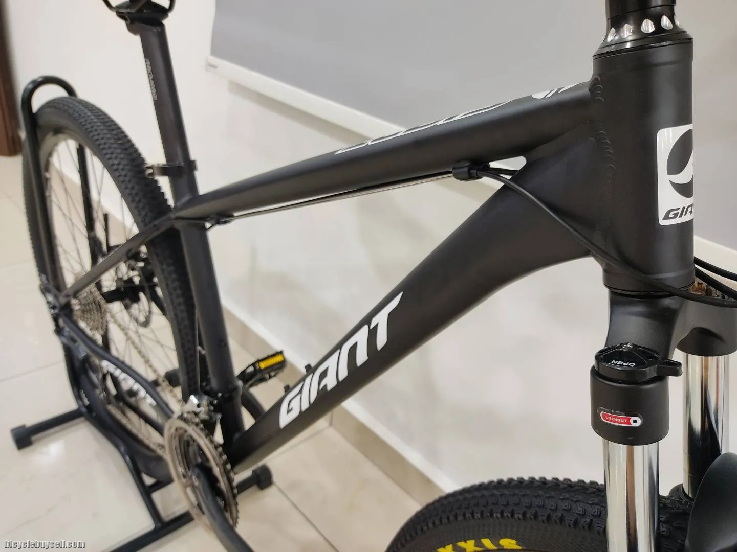 Custom Build 29er 27 speed Mountain Bike MTB Shimano Alloy