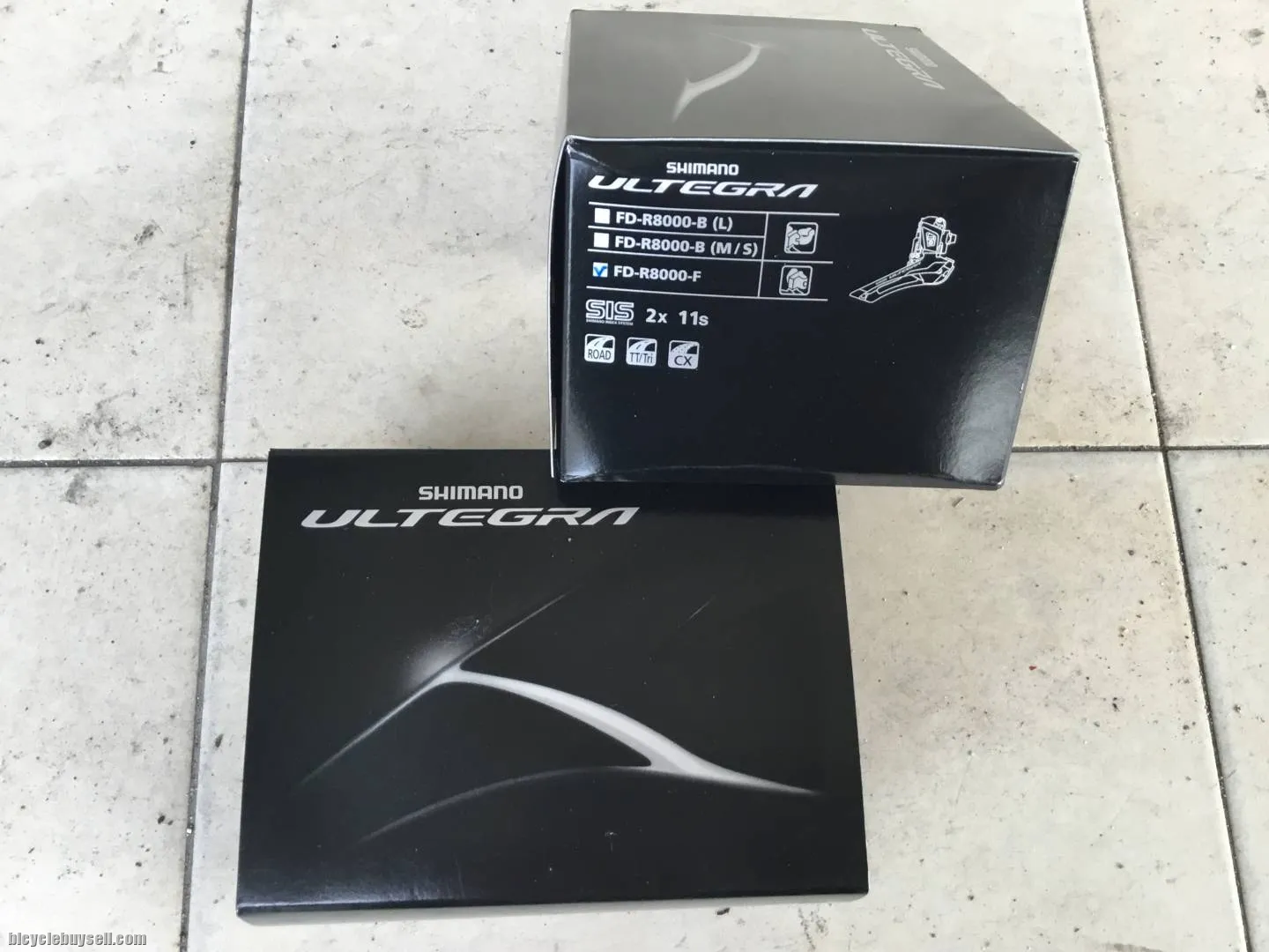 Shimano Ultegra R8000 11 Speed Front Deraileur - free courier