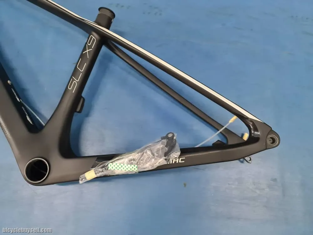 Crossmac SLC X9 (29er) Carbon Frame (NonBoost)(15.5inch) 1.2kg Brand New !!!